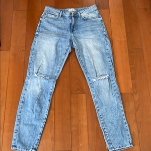 Light blue vintage wash  boyfriend jeans size 24